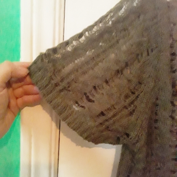 Nubby Mockneck Sheer Green Top - Picture 5 of 8